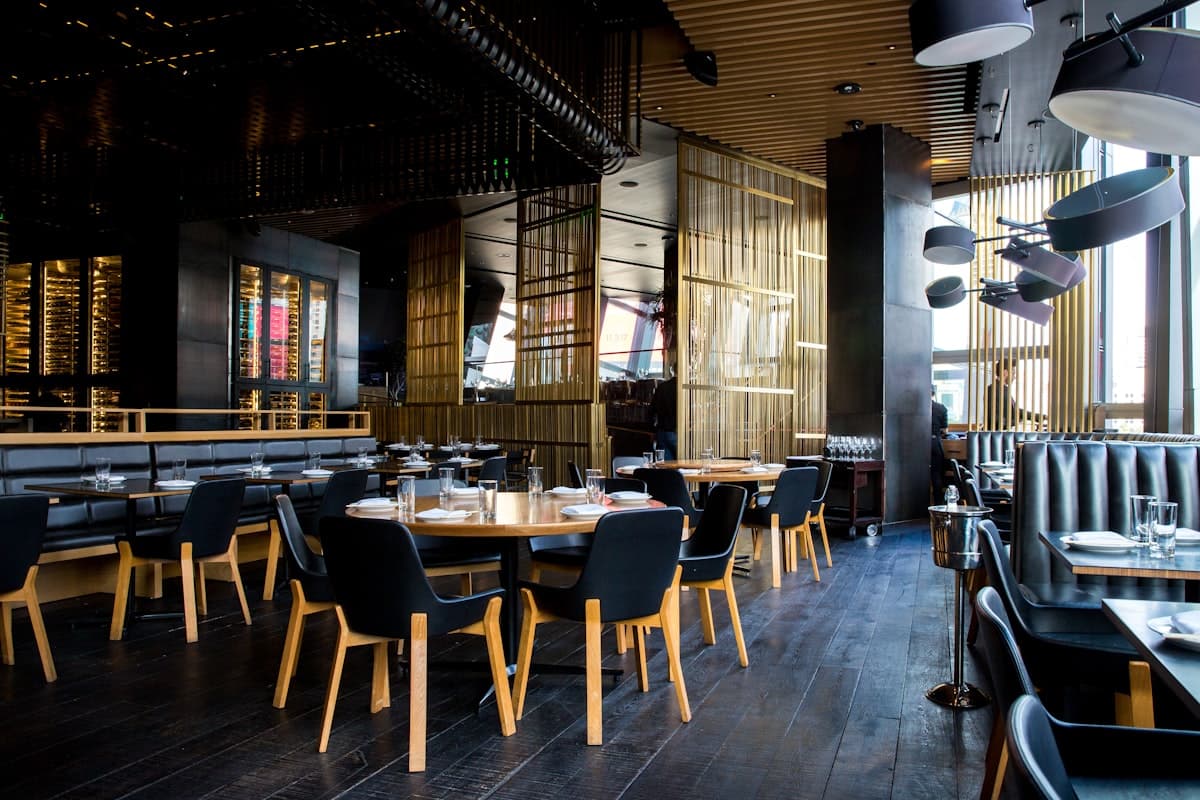 Eating Out Anti-Inflammatory: Your Complete Restaurant Survival Guide